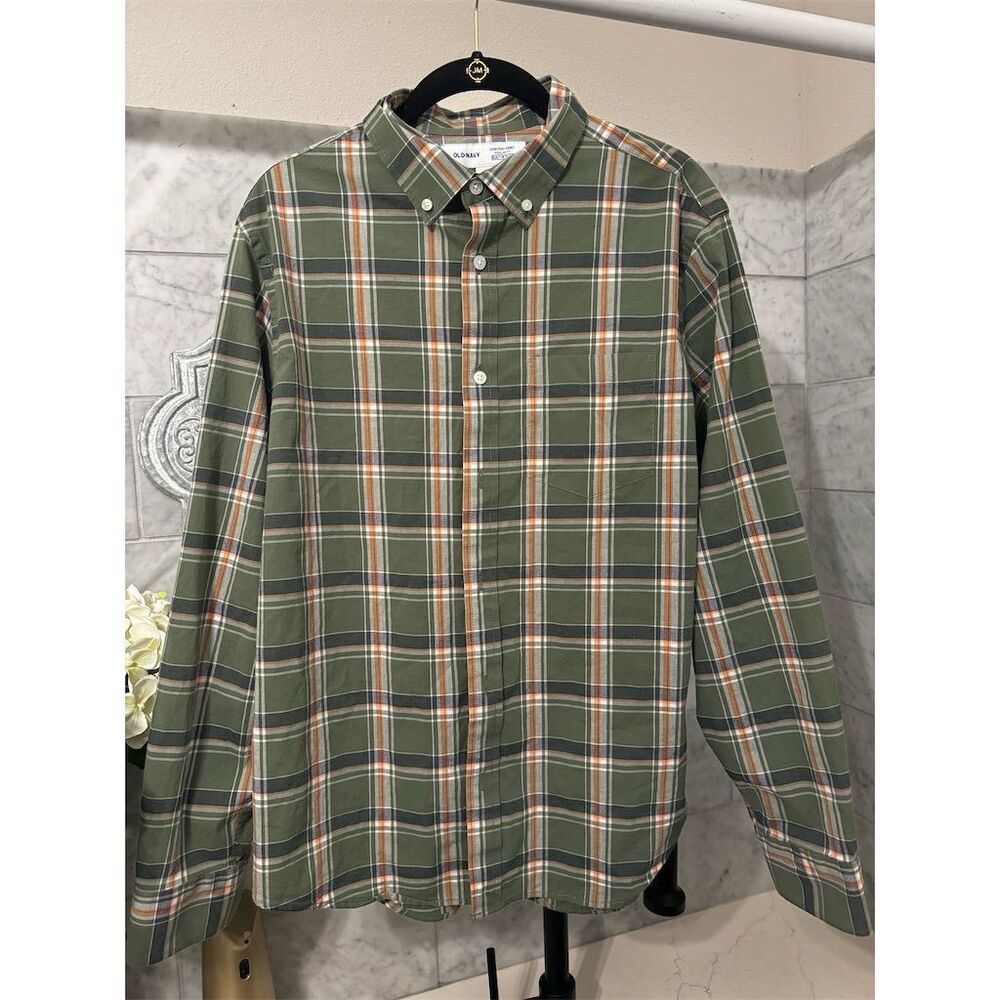 Old Navy Men's Green Plaid Button-Up Shirt Size M Long Sleeve Casual